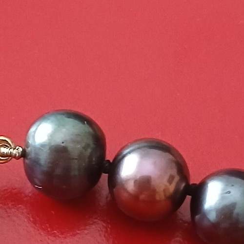 Necklace with natural black pearls 1 mm, gold-plated clasp, new