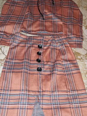 Midi skirt set with front slit and sweatshirt top like new