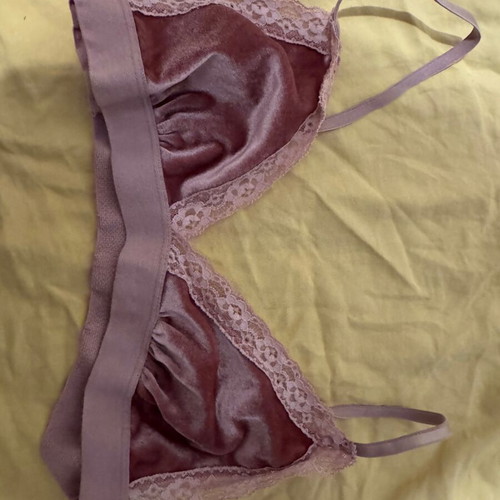 A-Style lace bralette size M, like new, pink