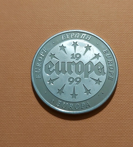Μετάλλιο EUROPA 1999    32gr   40mm* Δεν είναι Ασημένιο *