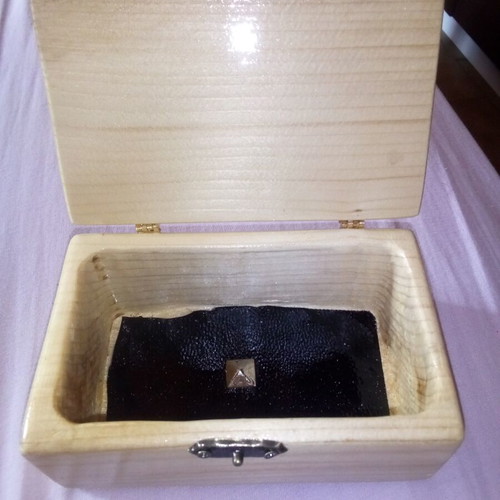 Handmade wooden jewelry box in pine wood with rock design