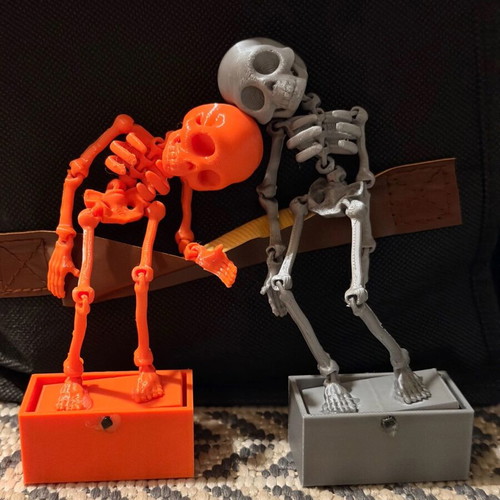 Aquarium skeleton figure new, dancing decoration