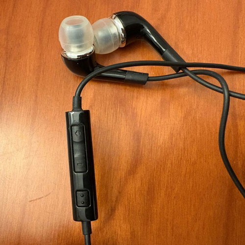Samsung headset wired, like new