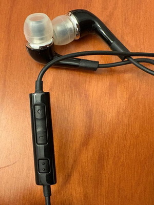 Samsung headset wired, like new