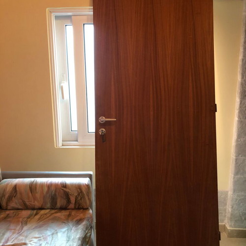 Internal door left with frame, solid wood, like new, 2.10x0.80