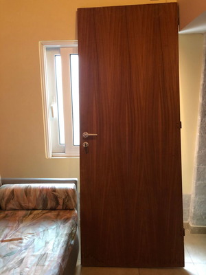 Internal door left with frame, solid wood, like new, 2.10x0.80