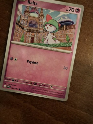 Pokemon Card Ralts new