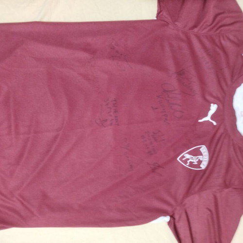 AEL 2006/7 Greek Cup Signed Jersey like new