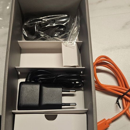 DMR Hytera S1 Pro UHF radio like new