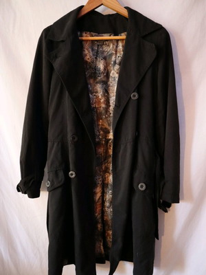 Attrattivo women's black trench coat used, size S