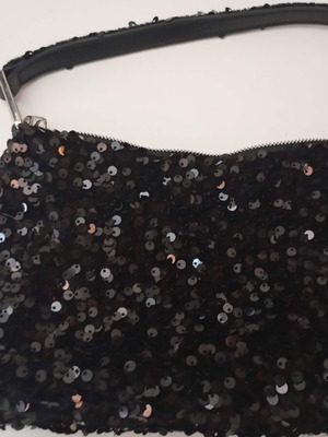 Handbag with sequins like new, black