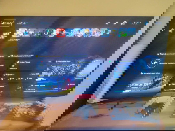 Samsung UE43BU8072 43" 4K UHD Smart TV (2022) – Άριστη κατάσταση!