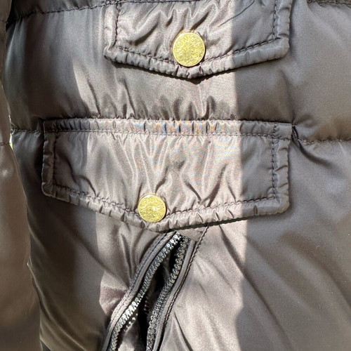 Moncler jacket like new with gold details, black size M