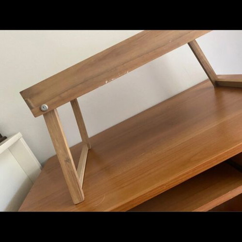 Wooden tray with stand like new, ideal for food or laptop
