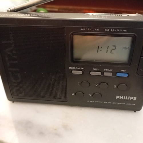 Philips radio in like new condition