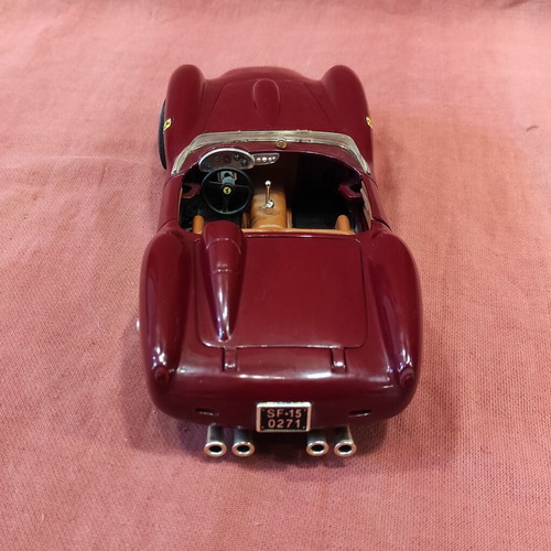 Ferrari 250 Testa Rossa 1958 metal model scale 1:18 new