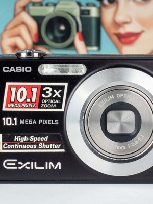 Casio Exilim EX-Z1050 digital camera used