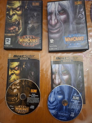 Warcraft III Reign of Chaos и The Frozen Throne пакет за PC употребяван