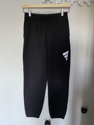Adidas girls' sweatpants used, size 11-12 years, black and white