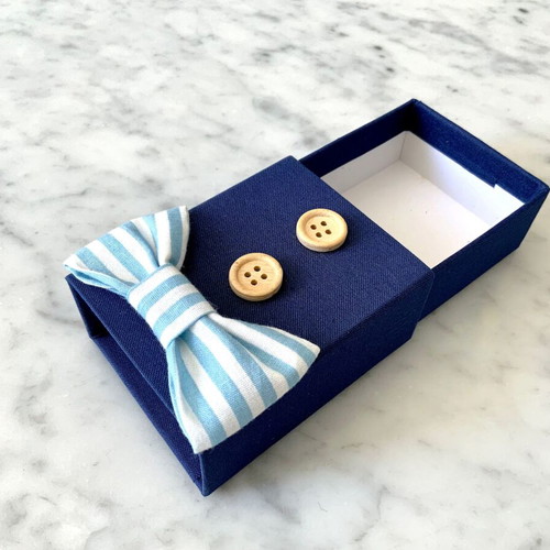 Sewing and decoration set new with 2 pin cushions and button box