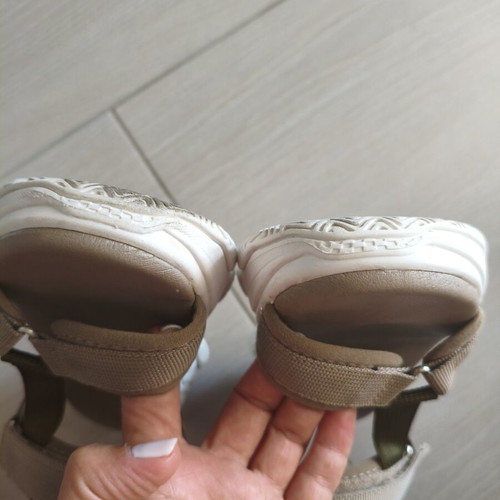 Level Anatomic women's sandals like new, olive khaki, size 37