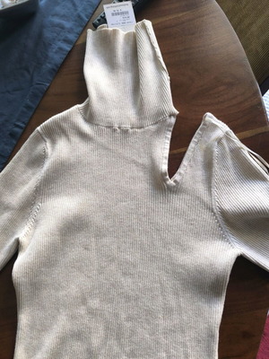Fresh Soul Clothing turtleneck sweater new, cream with unique shoulder cut