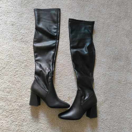 Luigi black over the knee boots new, size 38, leather texture