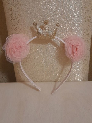 Children's headband like new, gold glitter crown with pink pom poms