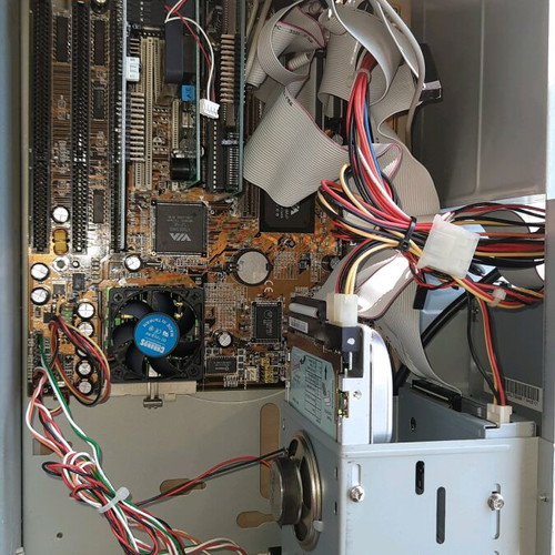 586 PC used Cyric M II-300 with Windows 95