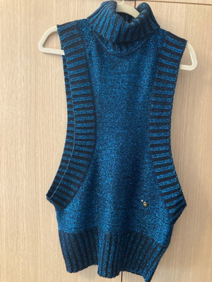 Fornarina sleeveless turtleneck vest like new, blue and black, size S