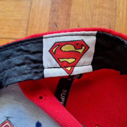 Superman DC Comics Snapback Hat like new, red and blue, one size