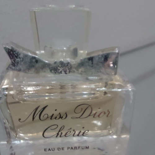 Miss Dior Chérie Eau de Parfum 5 ml like new collectible mini perfume