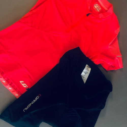 Garneau cycling clothing set like new, women's size S