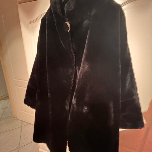 Black fur coat like new Marie Laurence made in Paris, fits up to 2XL