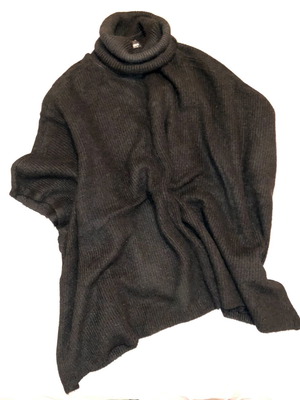Knit Cape Bershka size M black like new