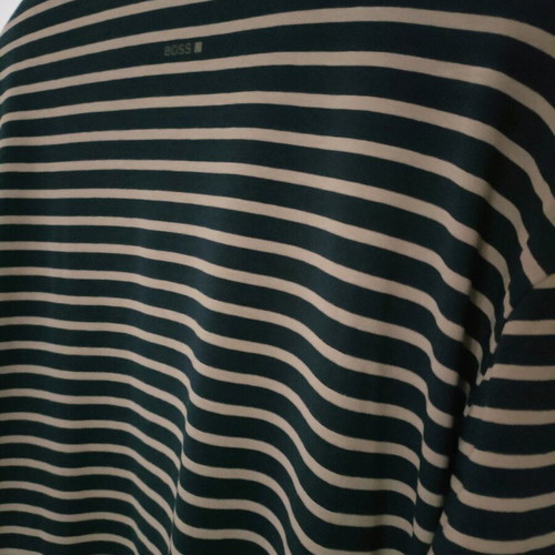 T-shirt Hugo Boss medium long sleeve like new, black and beige