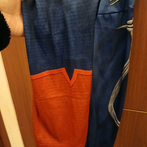 Superman costume used for 7-8 years old, size 122-128 missing red case