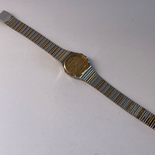 Jean d’Artin vintage wristwatch used, battery replacement needed