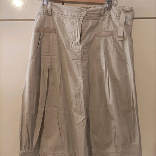 Summer skirt midi beige with pockets and balloon style