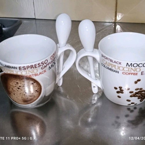 Set of 2 Coffee Mugs with Spoons Like New