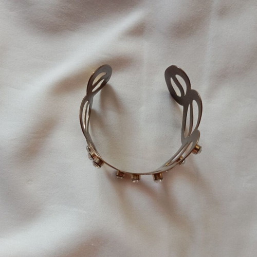 Choker bracelet gold bronze with nine white stones, like new