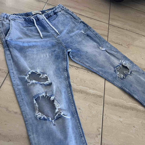 Pull & Bear Jogger Style Jeans like new, men's size M, blue