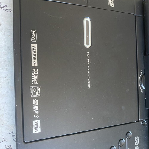 Portable DVD Player Silver Crest used, battery not holding charge