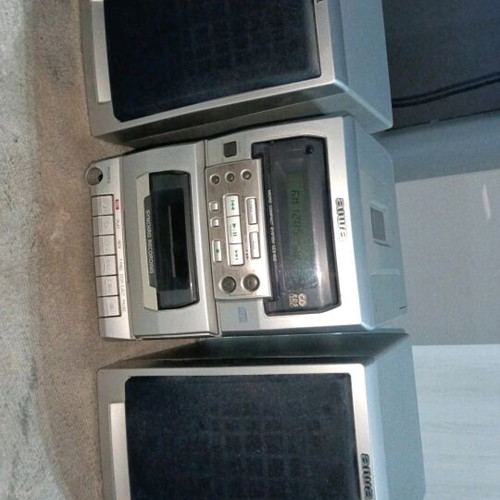 Aiwa LCX-155EZ stereo system used, vintage 90s, cassette, radio, CD not working