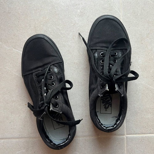 Vans Old Skool shoes like new, size 36.5, black
