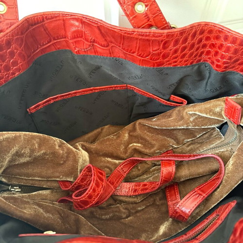 Vintage Uterque women's shoulder bag like new, red croco