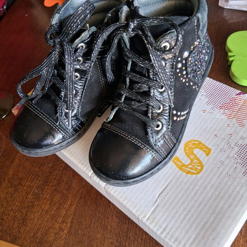 Arties leather anatomical boots for girls size 26 like new