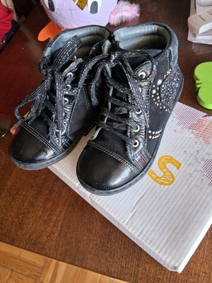 Δερμάτινα ανατομικά μποτάκια για κορίτσια ν.26 σαν καινούργια, Arties