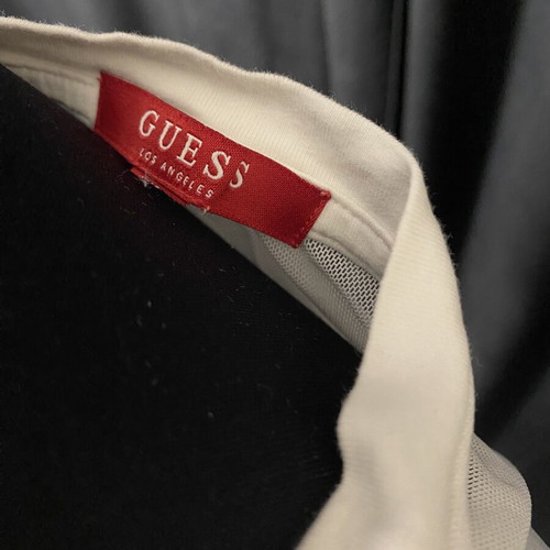Guess women's T-shirt white size M like new
