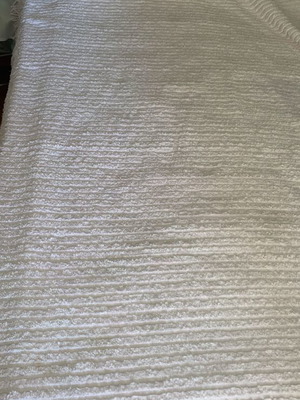 Cotton quilt for large bed, pale pink, striped with fringes